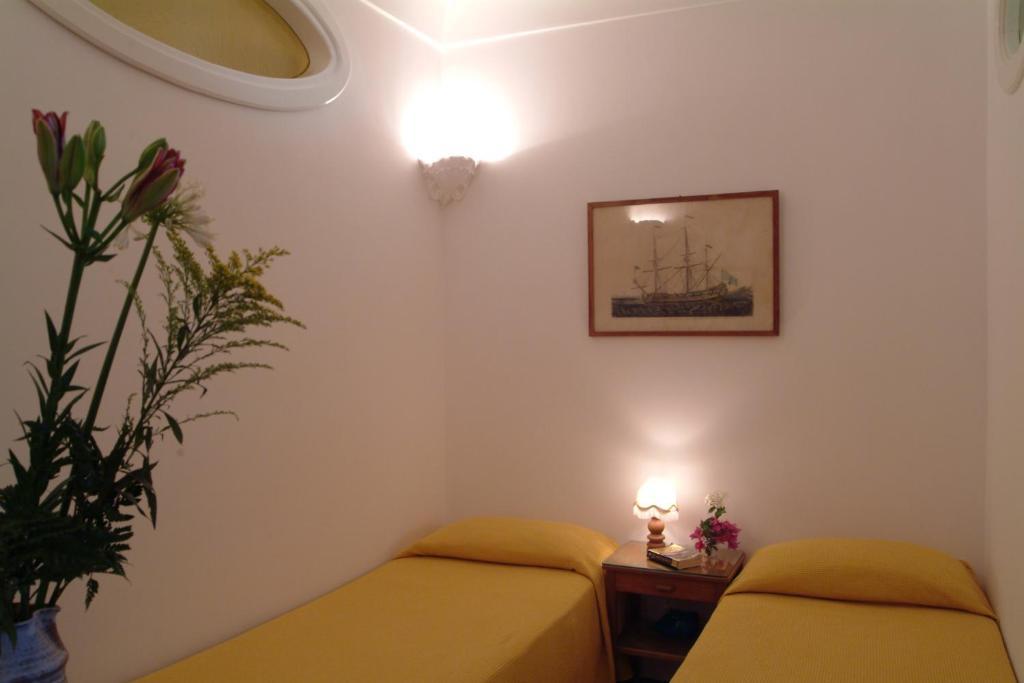 La Caravella Di Positano - Relais, Beach & Residences Bilik gambar